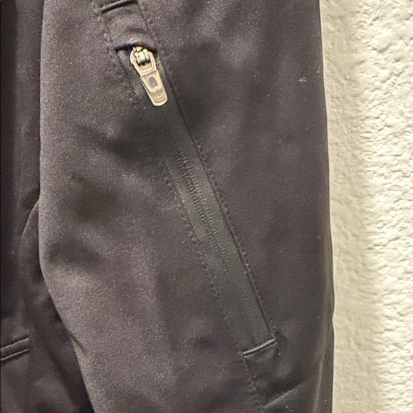 Women’s champion soft shell Black Hooded Jacket - Picture 5 of 10